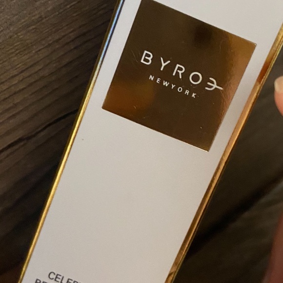 CELERY AHA+LHA RESURFACING - Picture 2 of 2